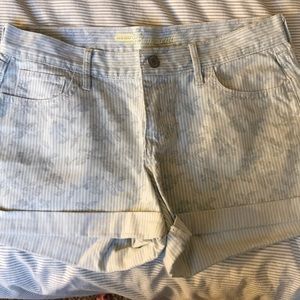 Old Navy flower pattern jean shorts